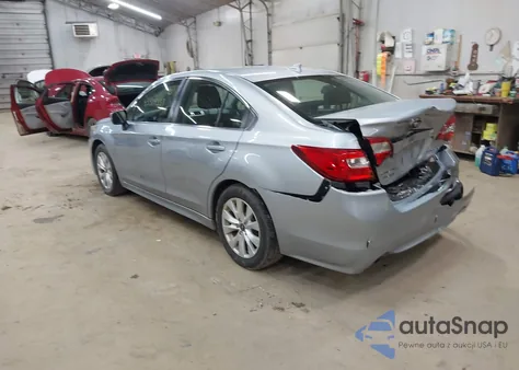 2016 Subaru Legacy 2.5I Premium z USA, uszkodzony, nr VIN 4S3BNAC62G3053419